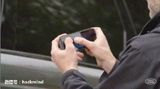 用手機(jī)開(kāi)路虎，城里人真會(huì)玩